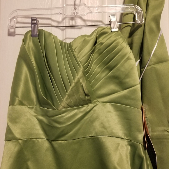 NWT Narianna Dres Strapless Color Green Apple Size 3XL - Picture 10 of 14